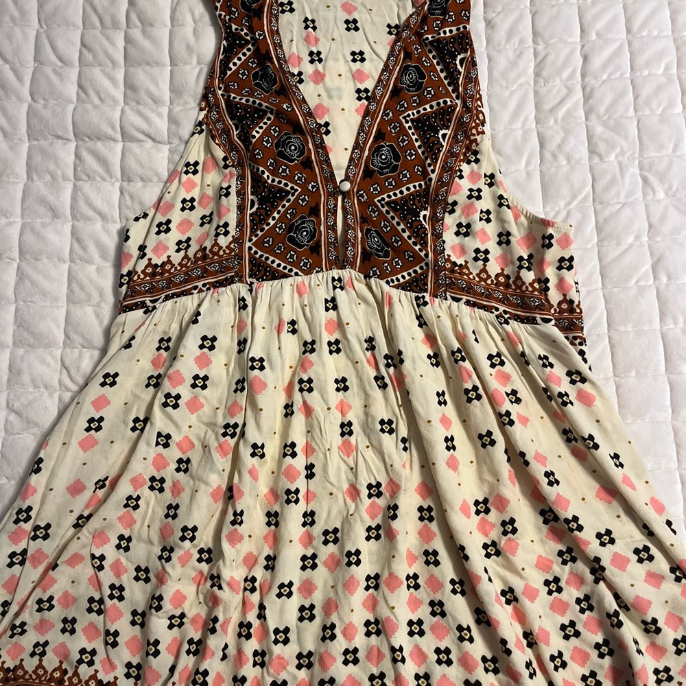 Free People - Picture 2 of 2